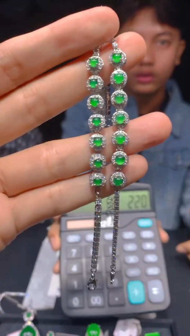 【闪购商品】定制翡翠未镶嵌141多样性发货（发其一）