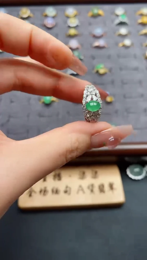 银S925镶嵌戒指翡翠.