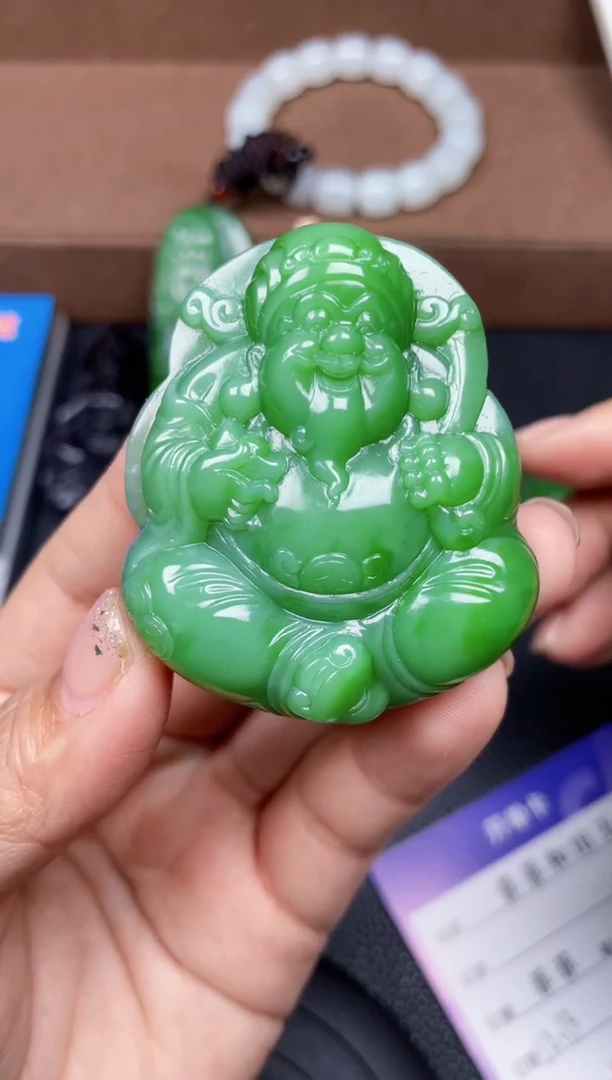 颈饰未镶嵌和田玉F5