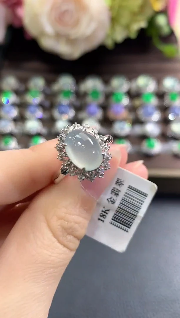 18K金镶嵌戒指翡翠b146