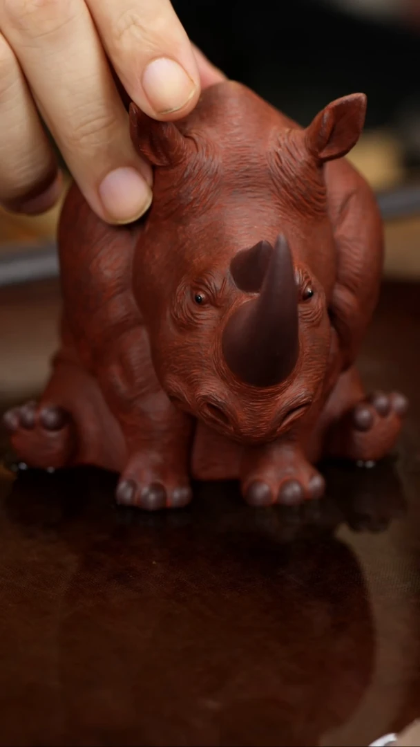 紫砂茶宠小犀牛。，