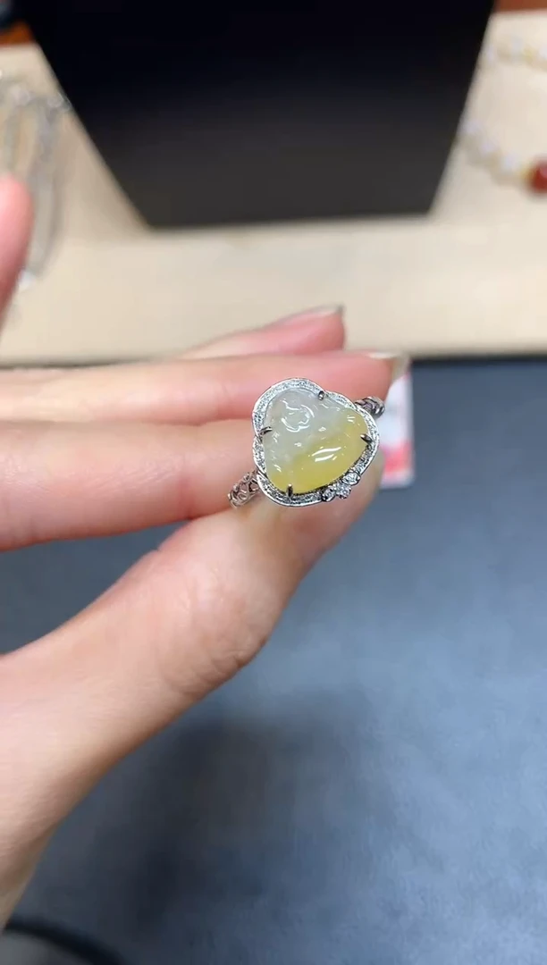 【闪购商品】翡翠戒指18K金镶嵌【无鉴赏期