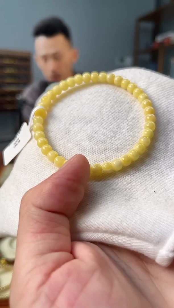 未镶嵌琥珀裸石琥珀蜜蜡（多样性发其一）h009