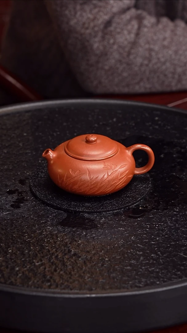 茶壶紫砂蒋氏工堂 扁西施42  红降坡 120毫升