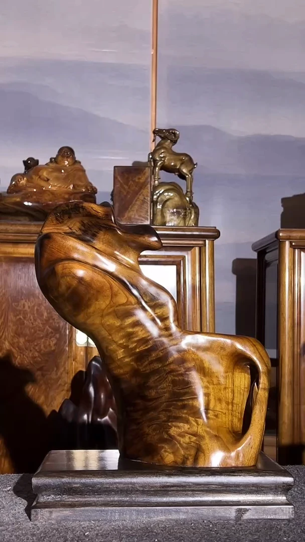 金丝楠蛮***李小叶桢楠手工打磨摆件/厂家直销