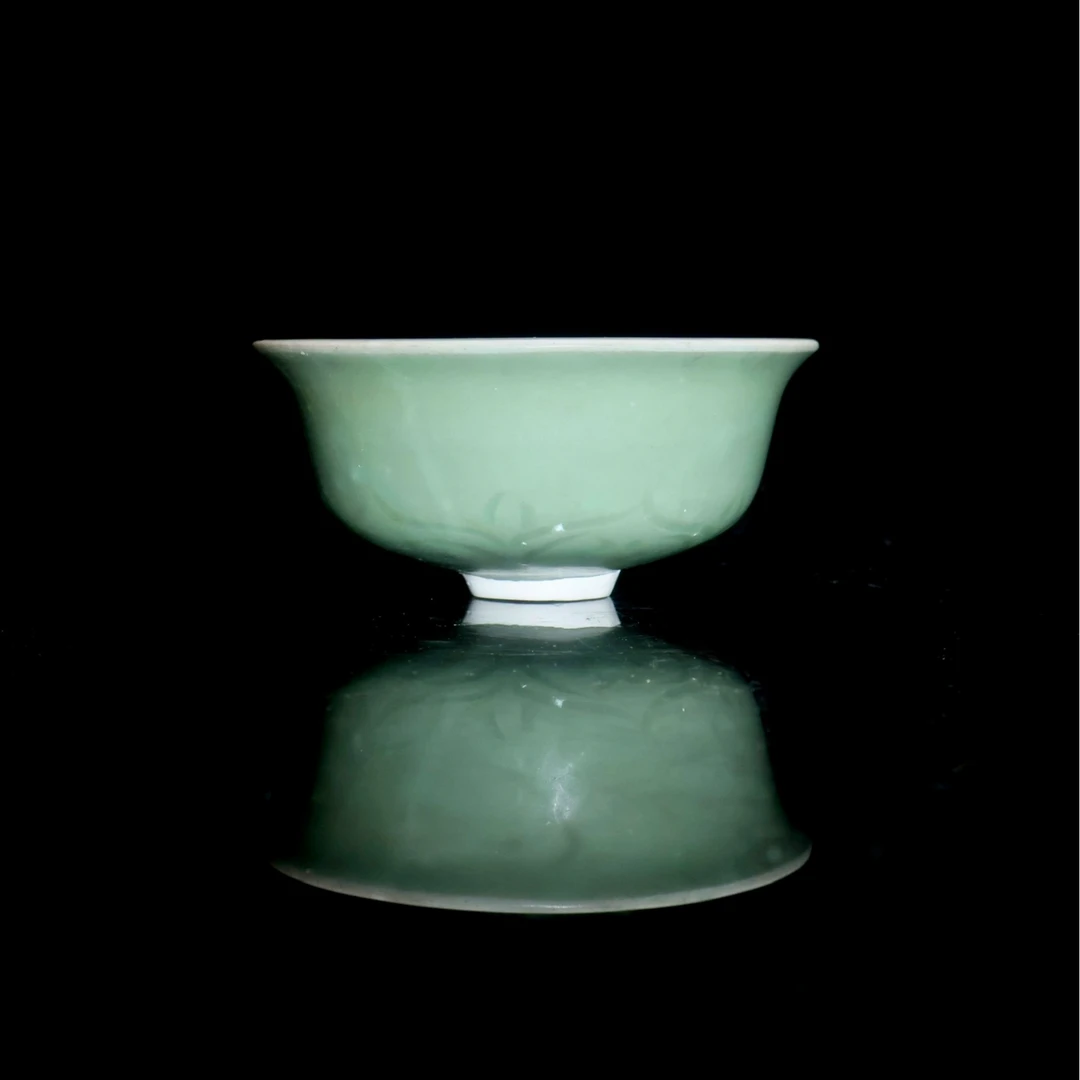 51:龙泉窑高足杯