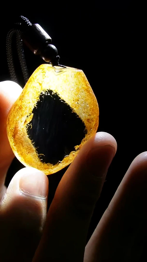吊坠(赠链)未镶嵌水晶水晶