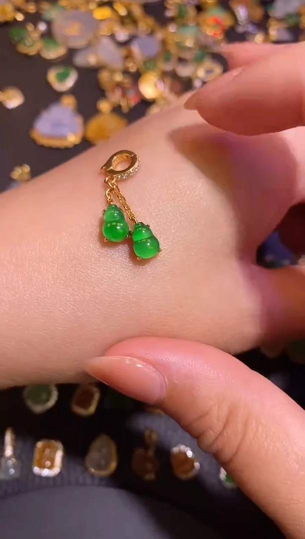 颈饰银S925镶嵌翡翠天然a货翡翠