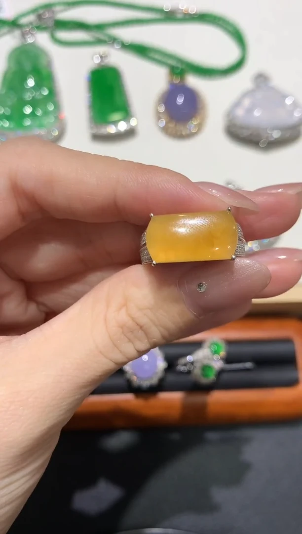 翡翠18K金镶嵌吊坠(不含链)团购6