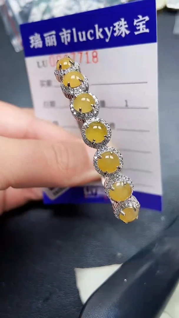 颈饰银S925镶嵌翡翠7718