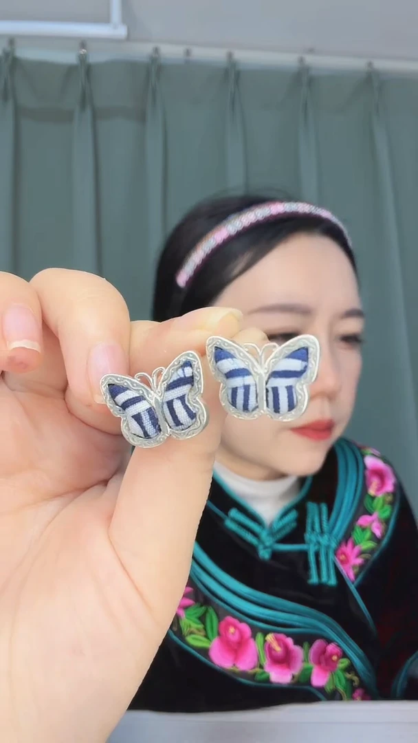 纯铜锆石合金耳钉