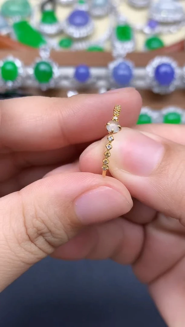 颈饰18K金镶嵌翡翠102-中国好珍宝