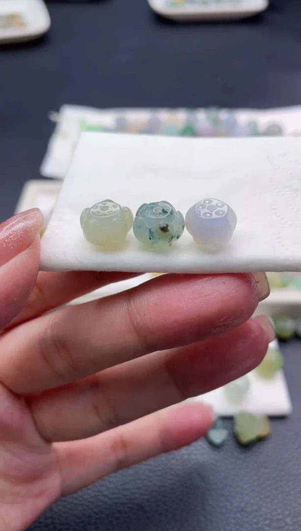 【闪购商品】定制翡翠未镶嵌珠子