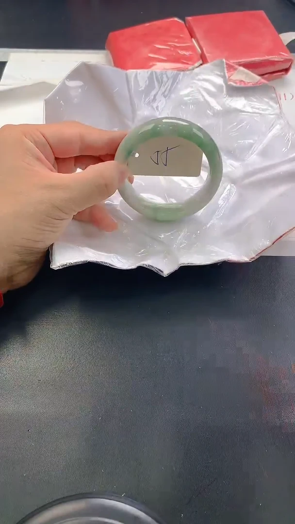 未镶嵌手镯翡翠167
