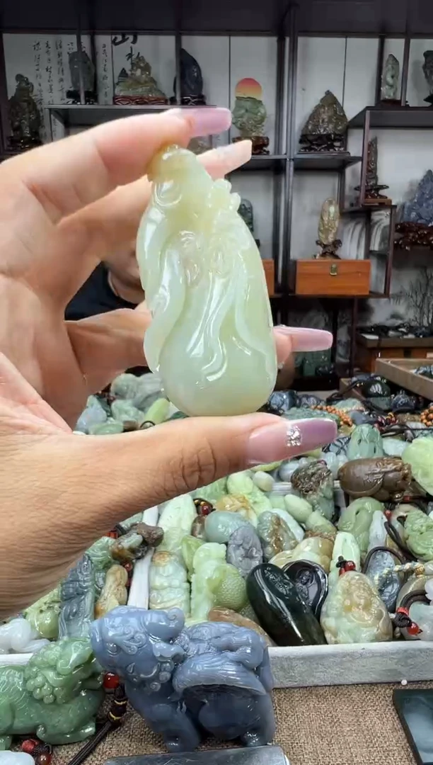 未镶嵌和田玉把件1