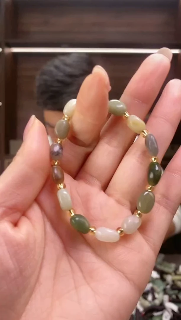 【闪购商品】和田玉颈饰未镶嵌多样性发货，拍一发一