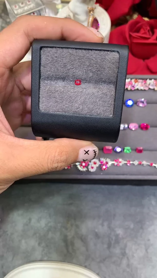 裸石尖晶石枕型 绝地武士 0.22ct