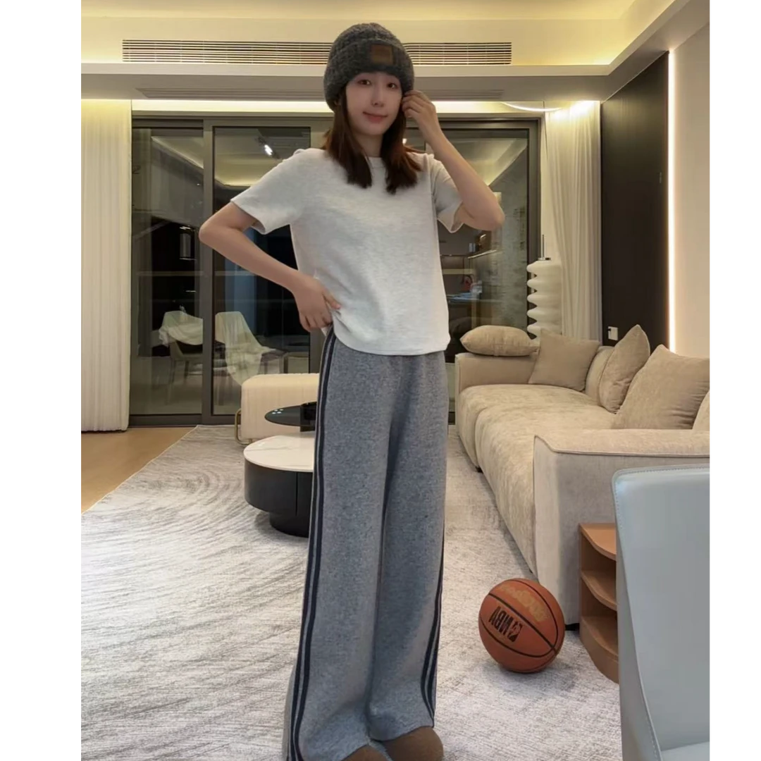 徐靖靖【三杠休闲裤】加厚百搭慵懒洋气直筒拼接休闲直筒裤2512030