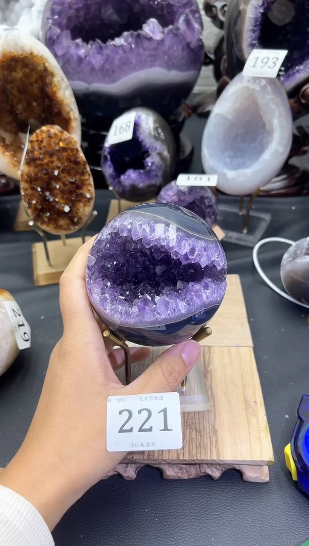 未镶嵌大型摆件（非配饰）紫晶221号开口笑