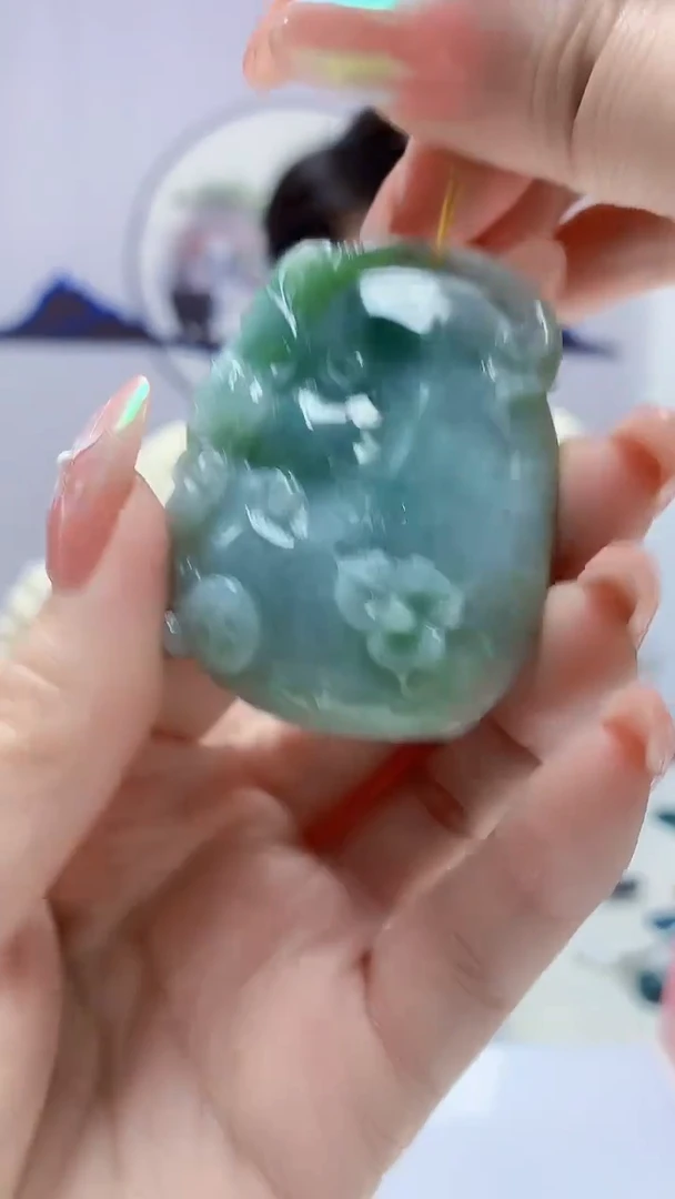 【闪购商品】定制翡翠未镶嵌1502DD-毛货挂件117