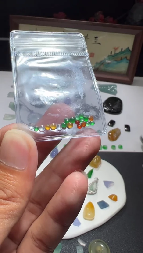 【闪购商品】定制翡翠未镶嵌缅甸A货翡翠