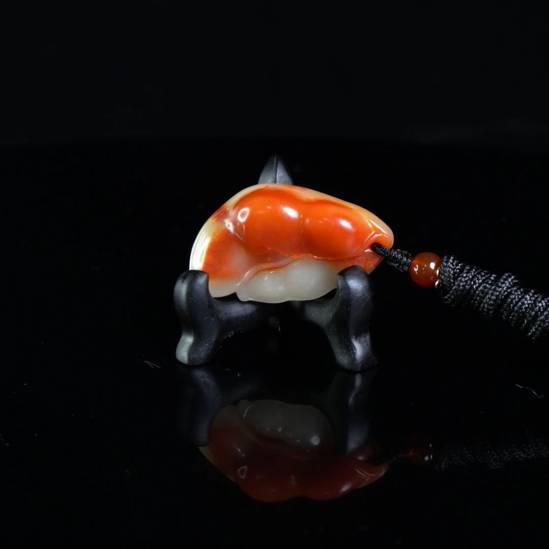 Lot.1.结晶芙蓉多子多福挂件10.2克3.8x2.2x1cm