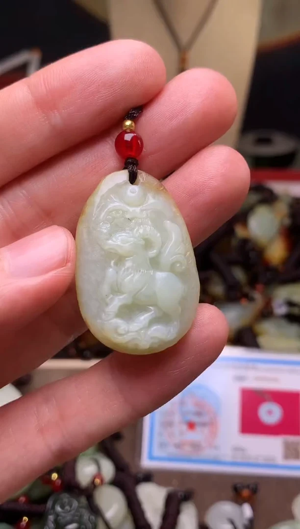 颈饰未镶嵌和田玉新疆料青海料清水和田玉吊坠