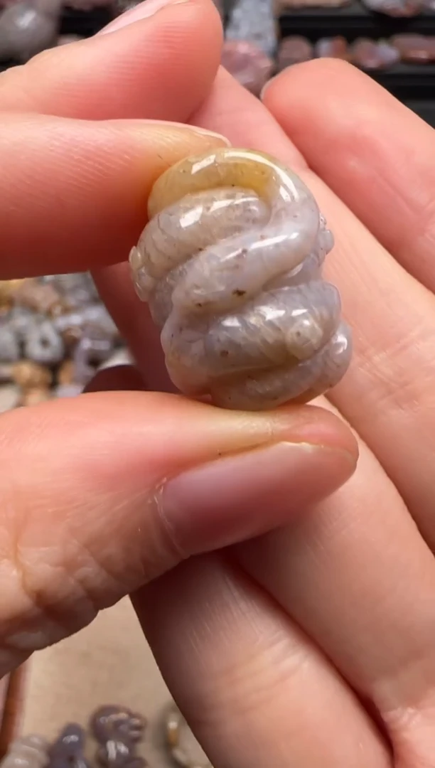 【闪购商品】硅化珊瑚（珊瑚玉）颈饰未镶嵌148