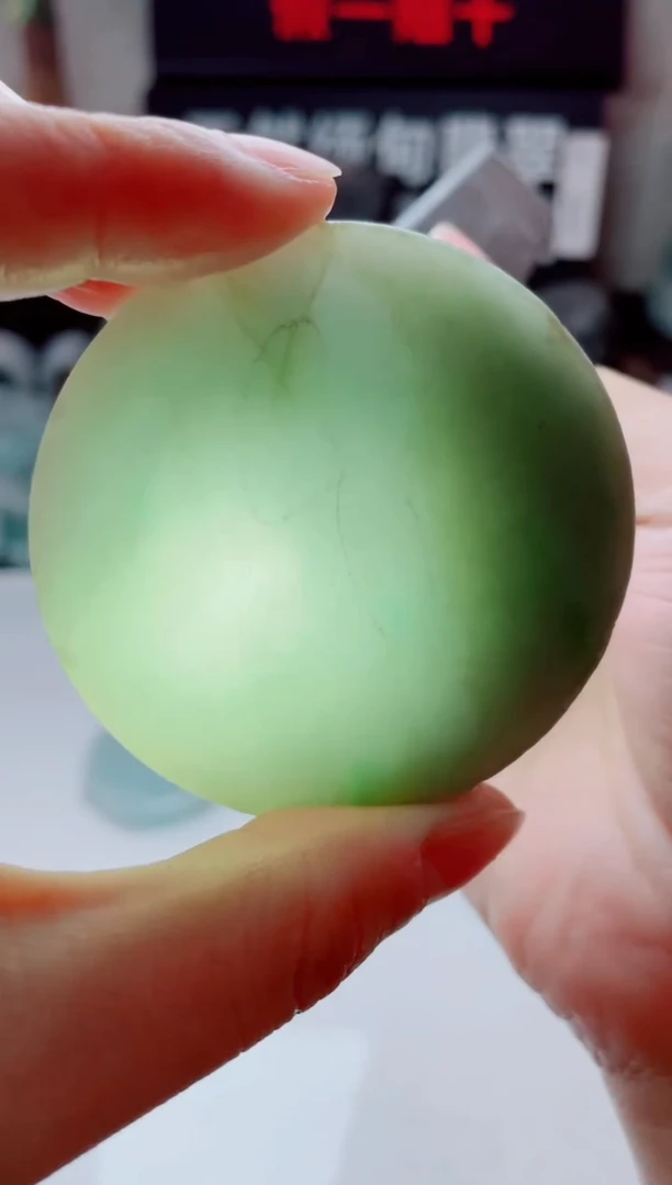 翡翠未镶嵌颈饰1380......