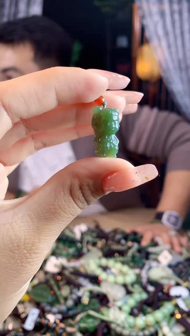 【闪购商品】和田玉挂件未镶嵌多样性发货拍一发一