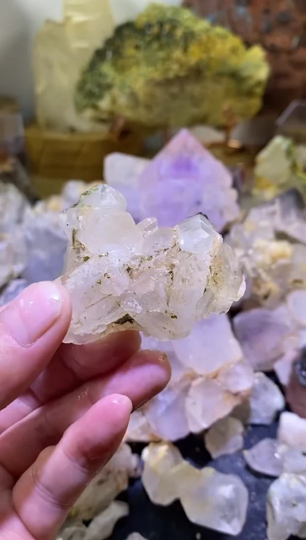 未镶嵌珠宝半成品水晶54号四川超七花园水晶
