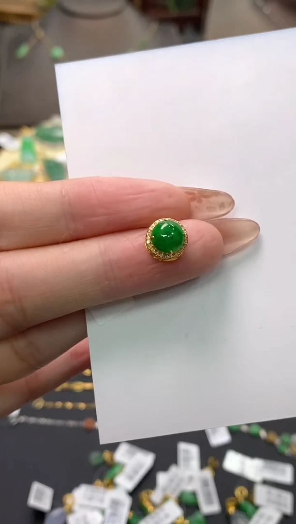【闪购商品】翡翠颈饰18K金镶嵌净货11044
