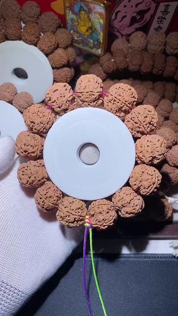 【闪购商品】金刚菩提手串姜黄皮立体镂空粗筋双龙24