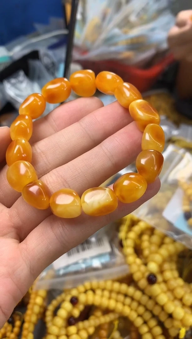 未镶嵌蜜蜡裸石心**水手串
