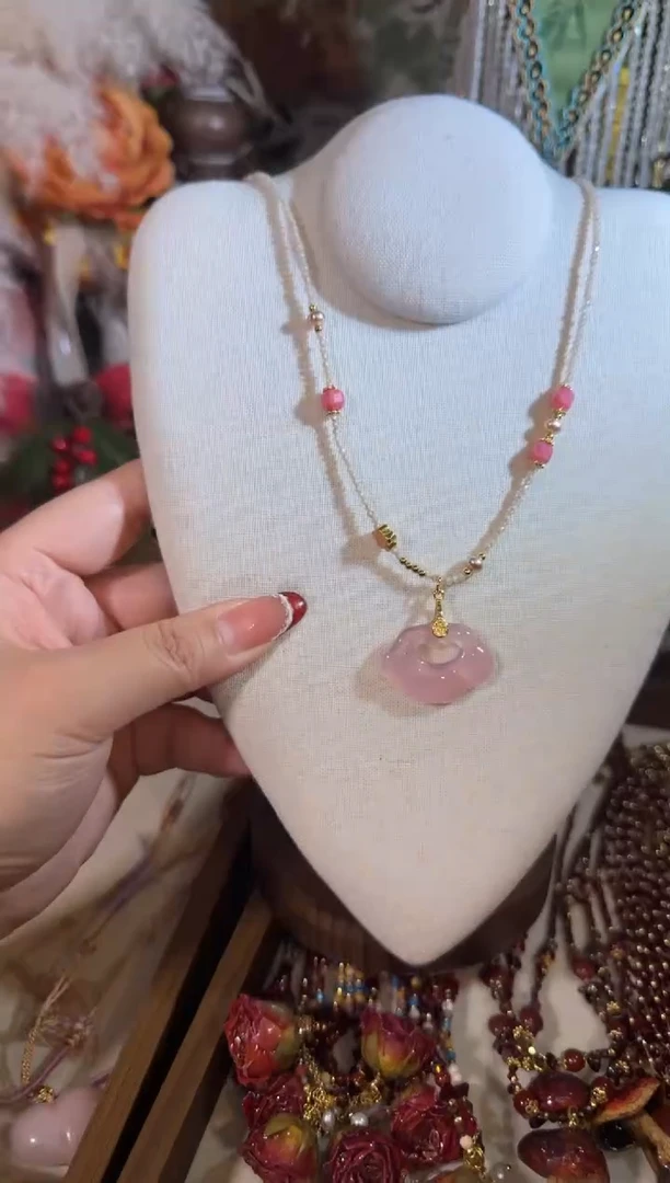 未镶嵌项链玛瑙/玉髓粉祥云 010