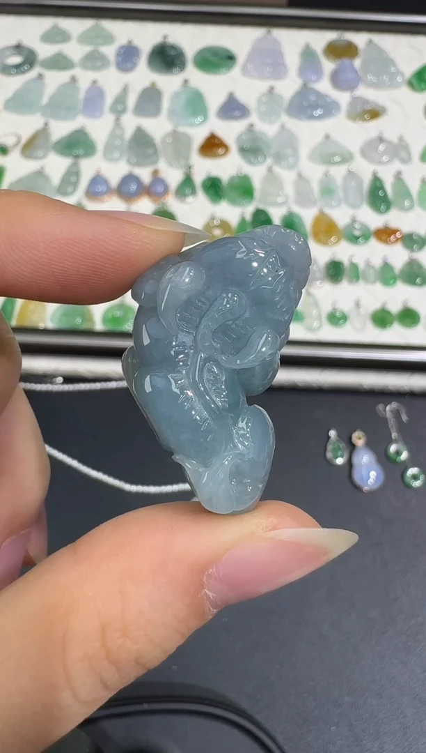 翡翠未镶嵌颈饰X0708-1501-64