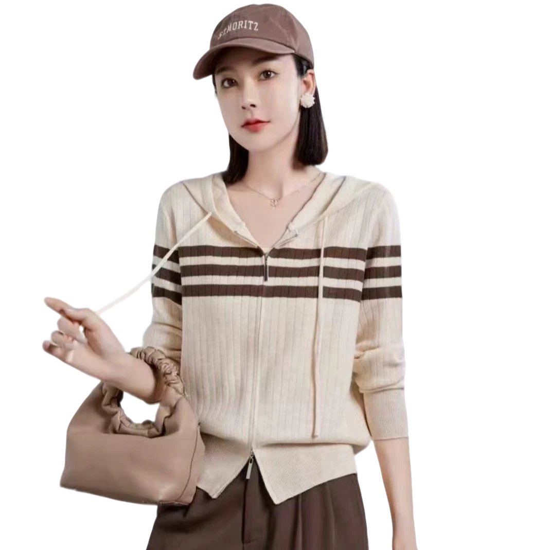 6777休闲带帽针织衫