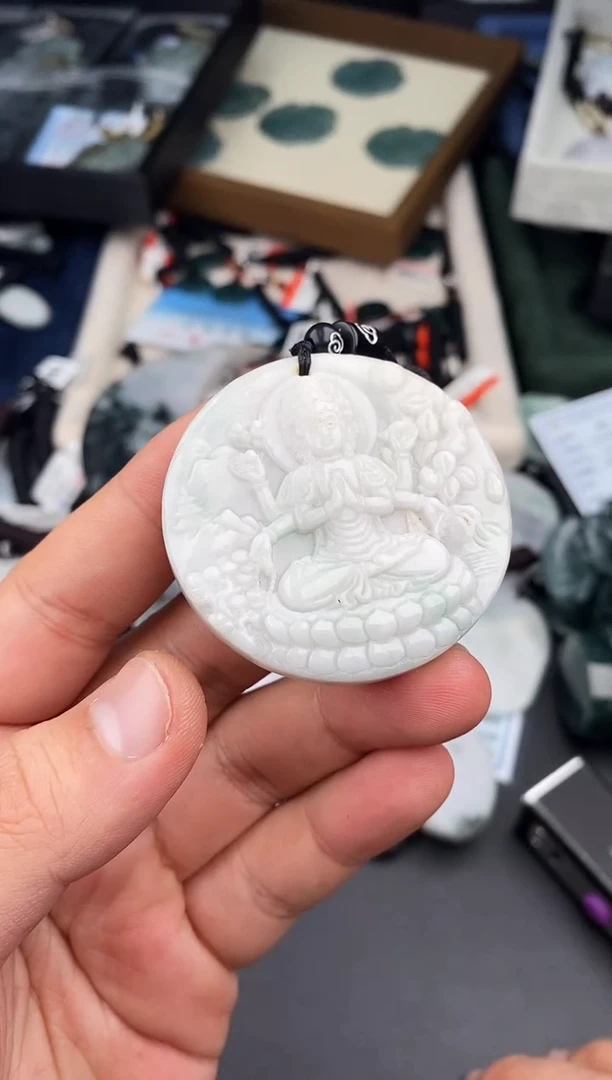 【闪购商品】翡翠颈饰未镶嵌  天然翡翠，一物一图