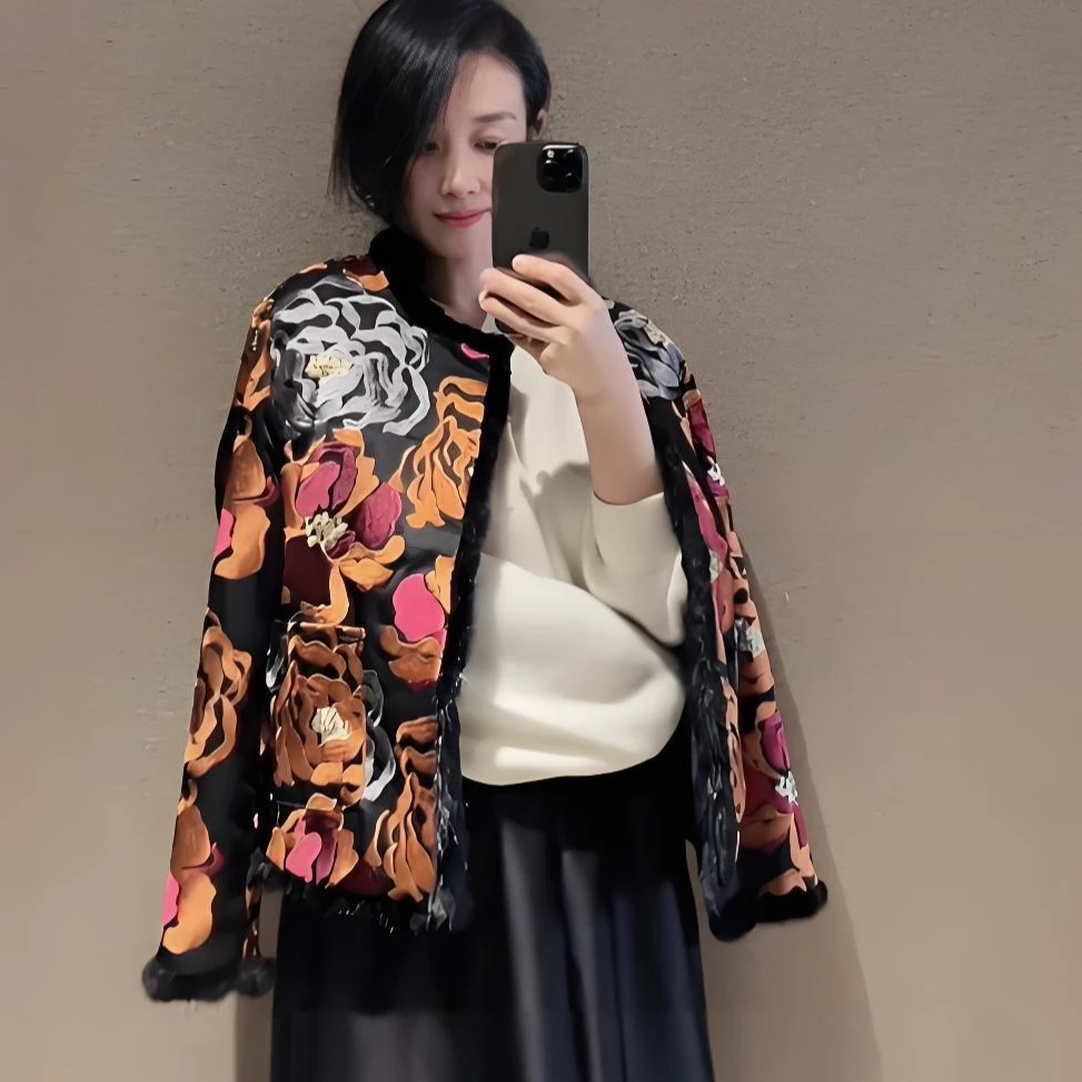 诺谰水貂毛两面穿精致绣花小香风皮草外套时尚年轻款小个子短款