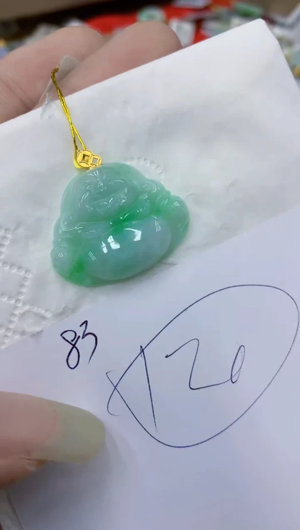 翡翠18K金镶嵌颈饰111111111111