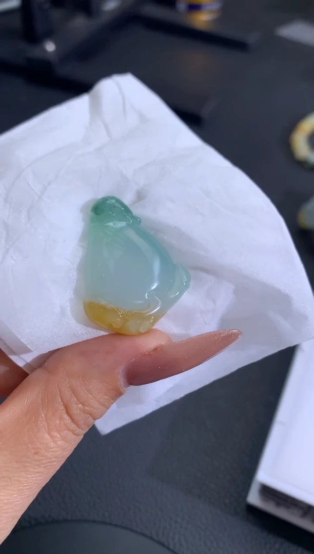 【闪购商品】定制翡翠未镶嵌翡翠