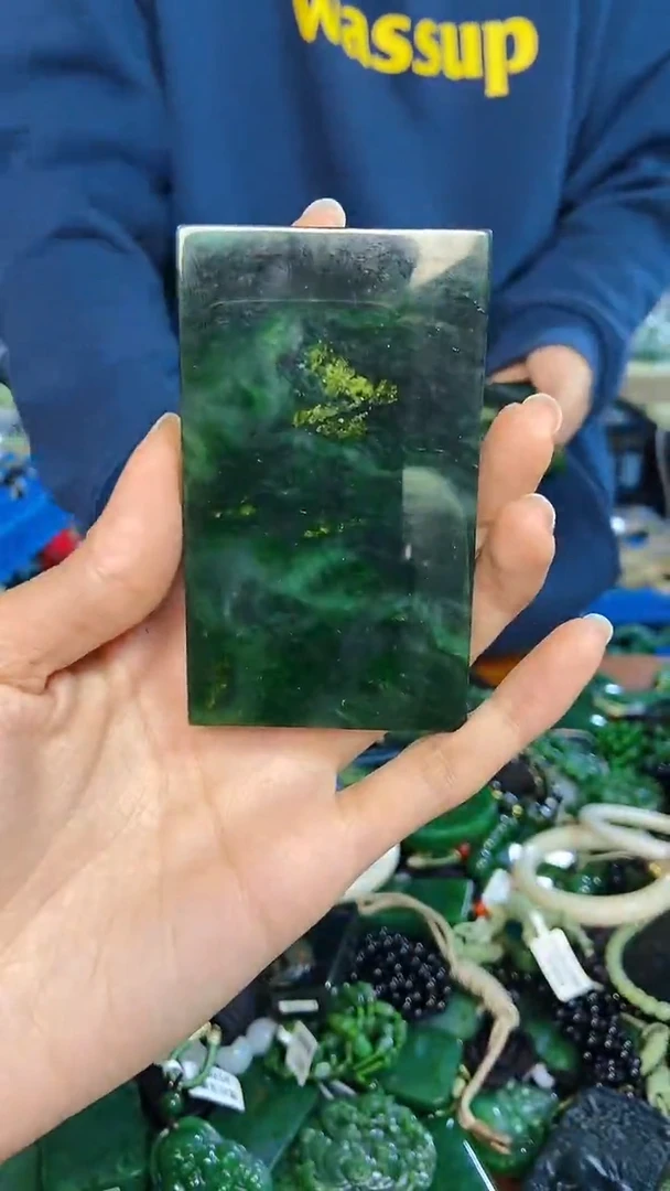 未镶嵌和田玉挂件1