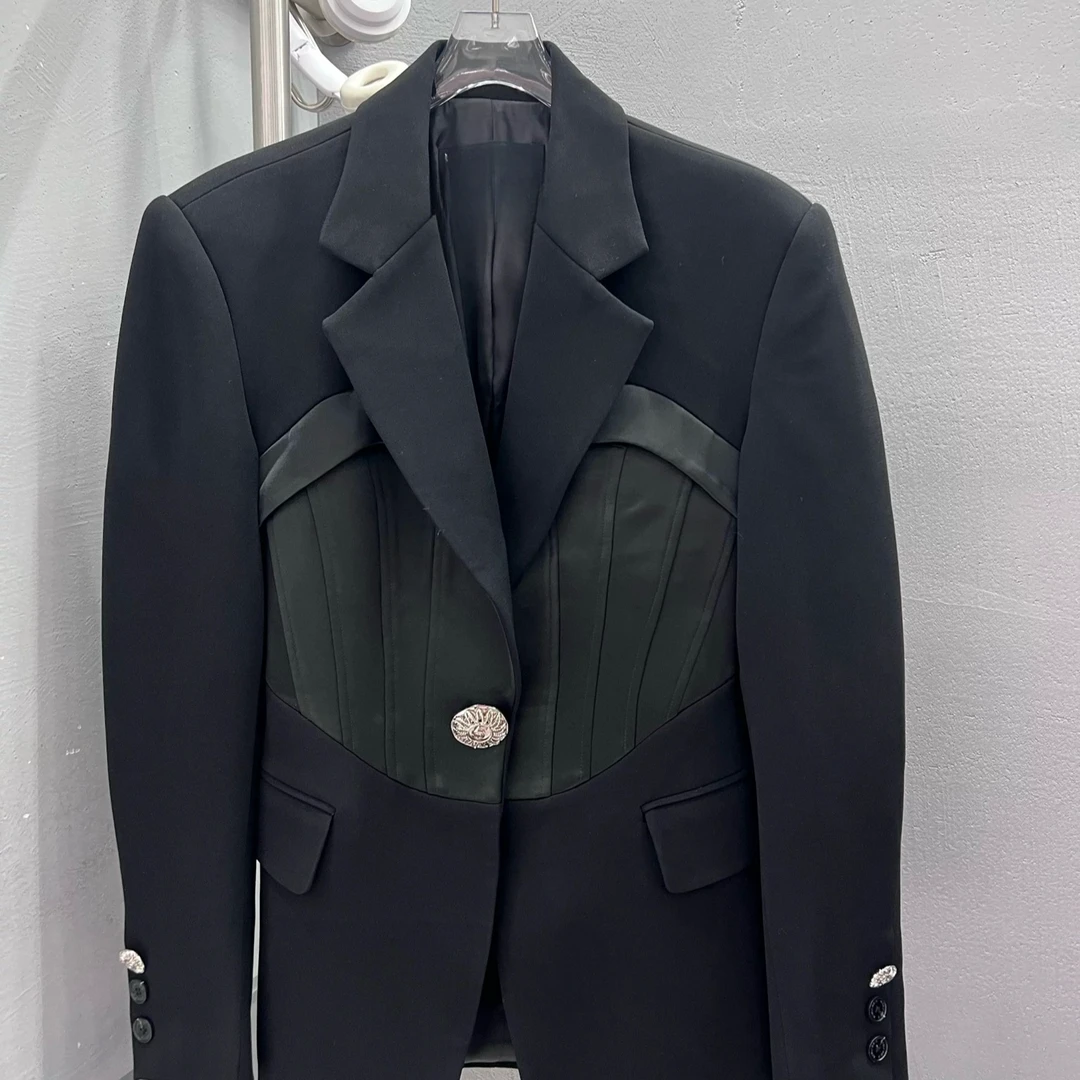 新款纯色西装领拼接外套收腰时尚潮流