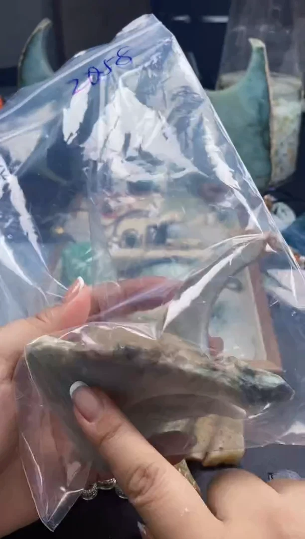 翡翠未镶嵌颈饰258天然翡翠