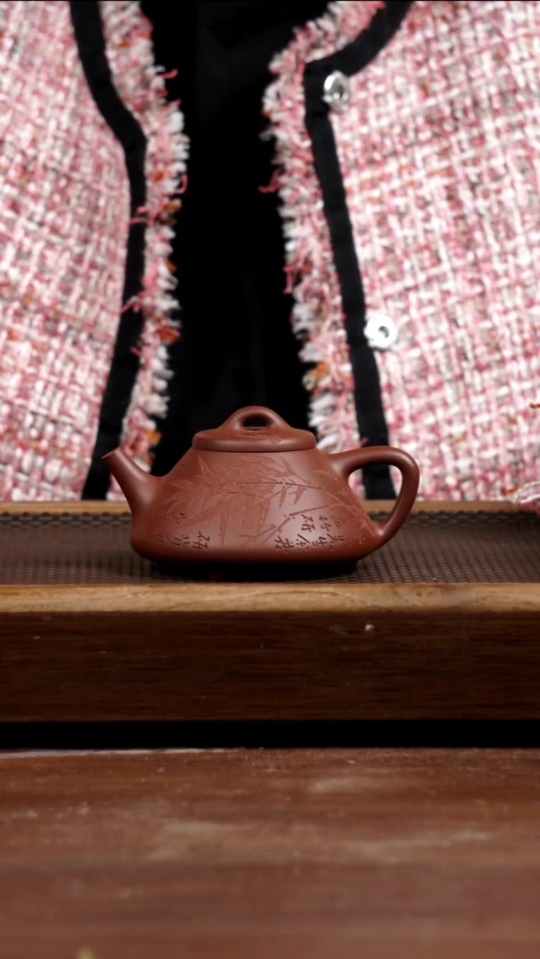 茶壶紫砂玫红底槽青子冶180CC