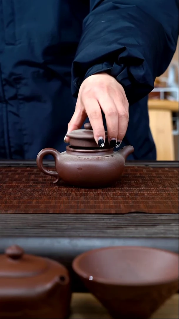 【闪购商品】紫砂茶壶lxr    仿古    老紫泥