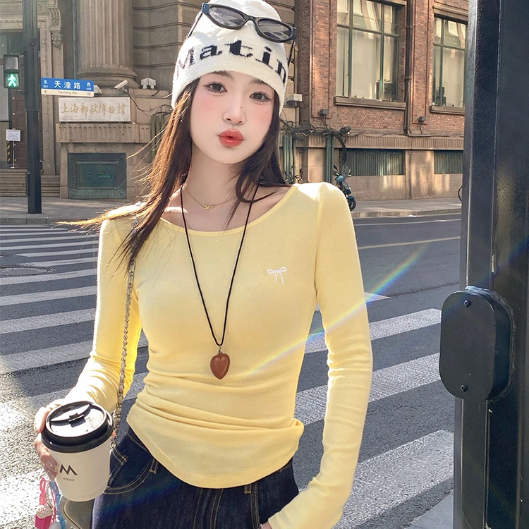 黄色大领口收腰正肩长袖T恤女2025春秋季新款修身内搭打底衫上衣