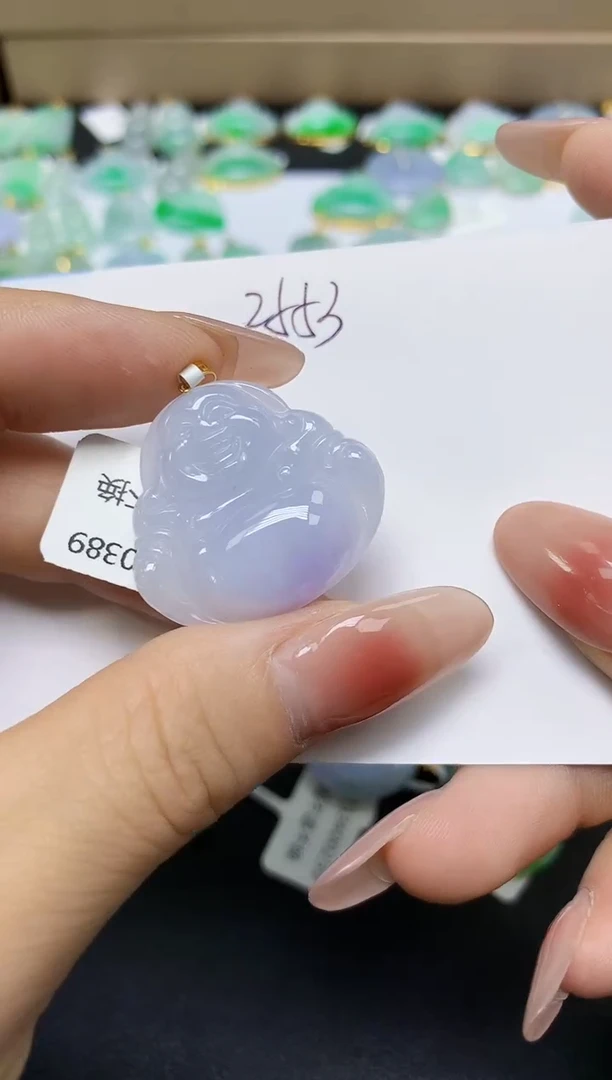 翡翠18K金镶嵌颈饰 天然缅甸翡翠A货