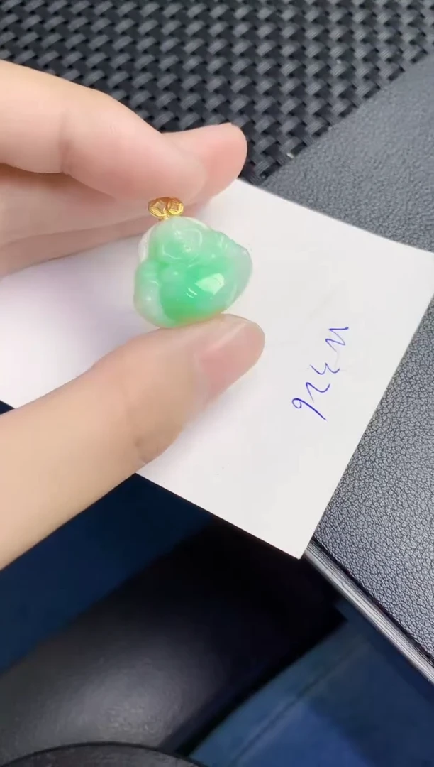 翡翠未镶嵌颈饰天然翡翠緬甸A貨