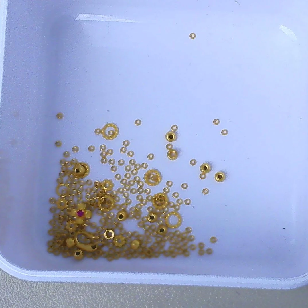 黄金足金小金 豆